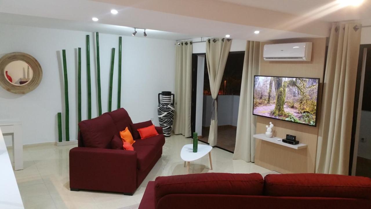 Bambu Apartment อาโรนา ภายนอก รูปภาพ