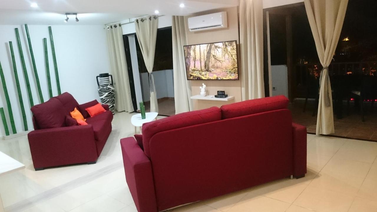 Bambu Apartment อาโรนา ภายนอก รูปภาพ