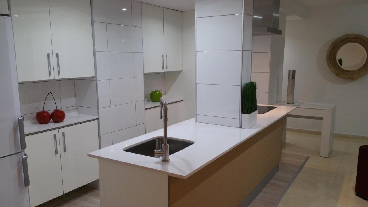 Bambu Apartment อาโรนา ภายนอก รูปภาพ